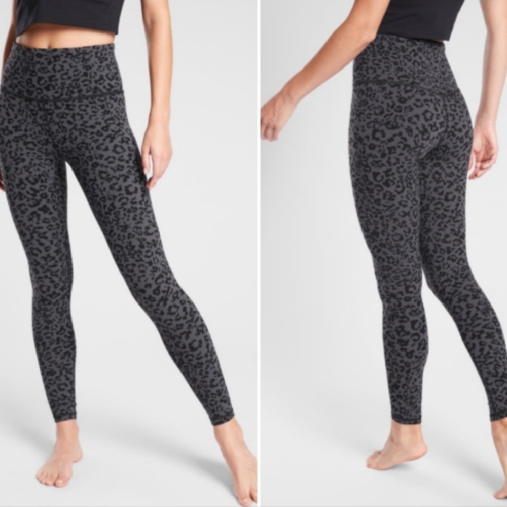 Athleta Animal Print Leggings Women's M Green Black Sporty Athletic Retro Y2K